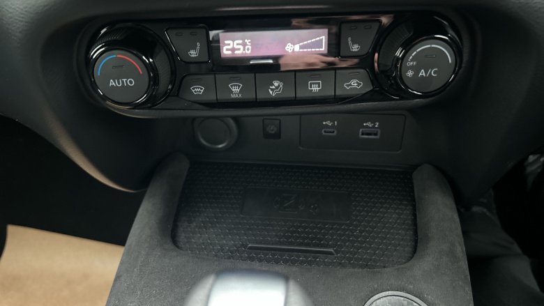 Nissan Juke 1.6 Hybrid Tekna+ 5dr Auto Hybrid Hatchback